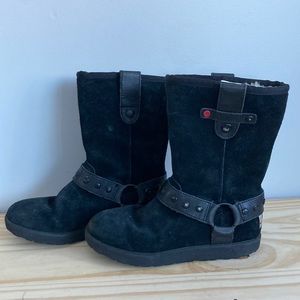 UGG- Short Black Leather Moto Boots sz 1